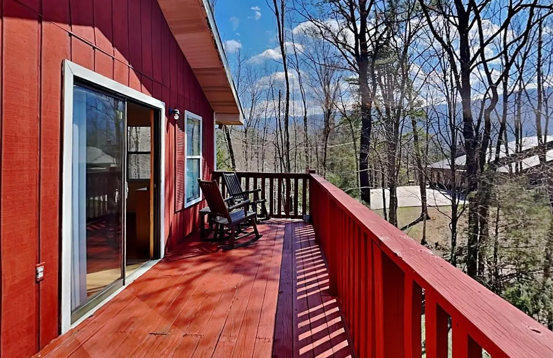 Honey Bear Hideaway-1